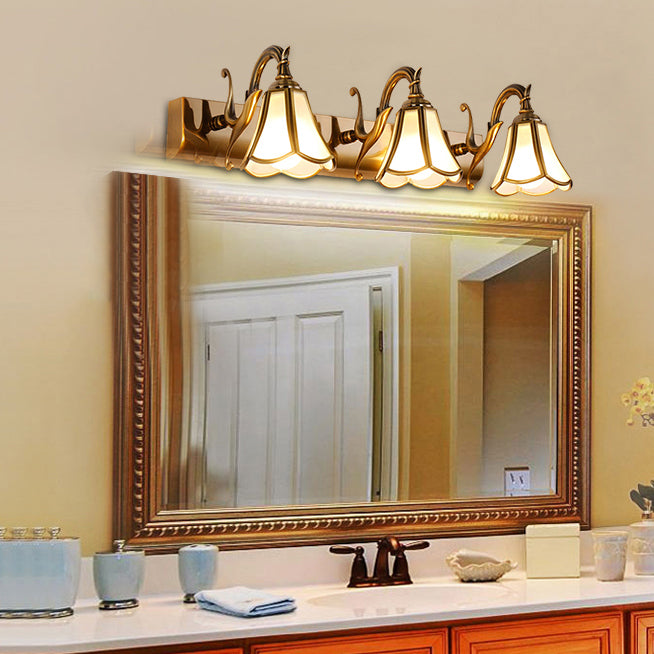 Postmodern Metal Mirror Front Light Simple Vanity Light for Bathroom