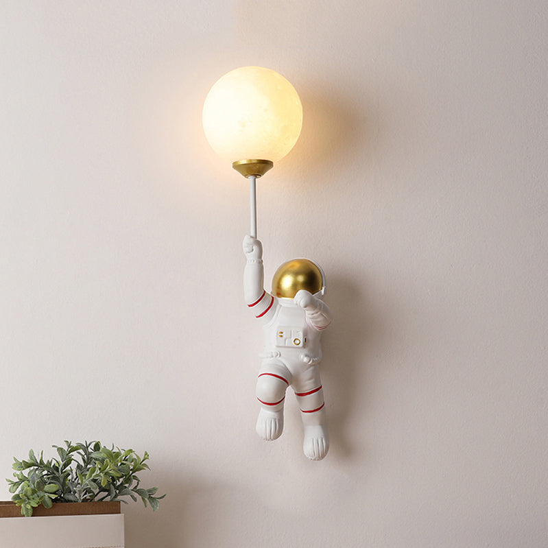 1 - Light Resin Wall Lighting Fixture , Astronaut and Globe Shape Wall Light