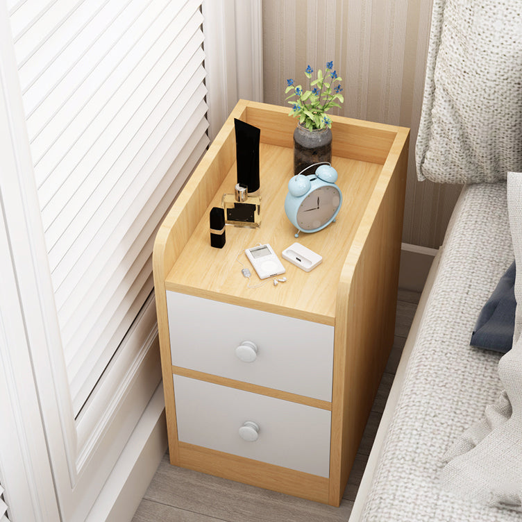 Scandinavian Natural/White Bedside Table 20" H Wood Nightstand with Storage