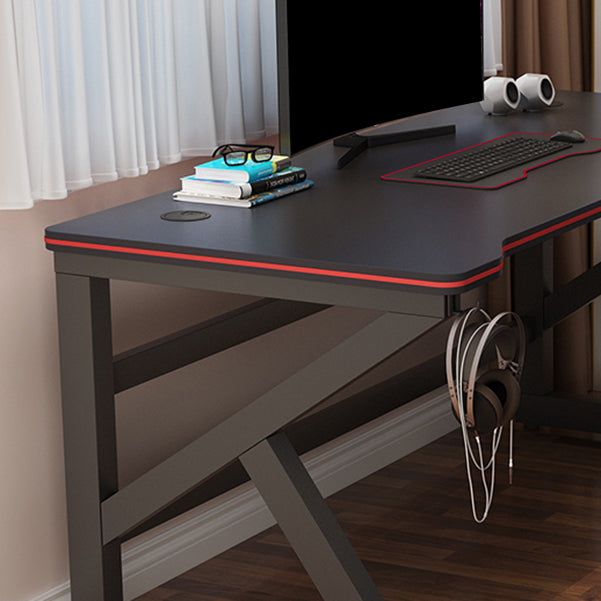 Rectangular Office Desk Contemporary Gaming Desk with Metal Legs