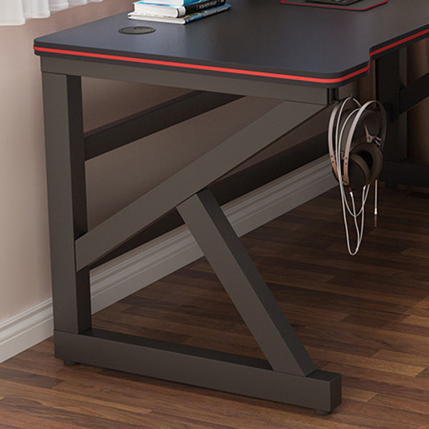 Rectangular Office Desk Contemporary Gaming Desk with Metal Legs