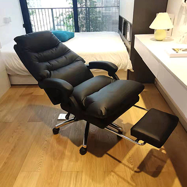 Faux Leather Swivel Office Chair Chrome Frame with Footrest Managers Chair