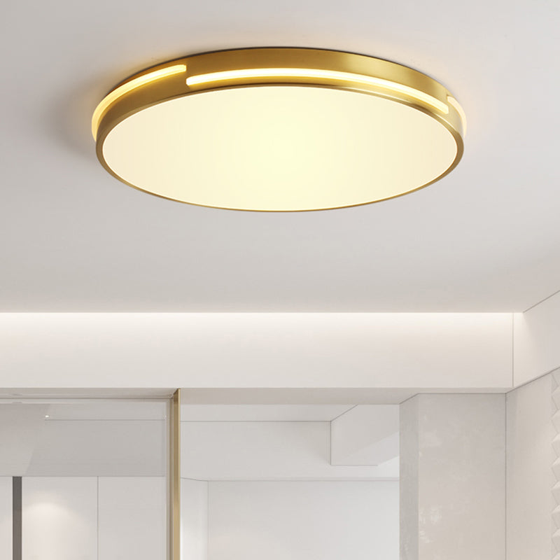 Metal Round Shade Flush Ceiling Light Modern Style 1 Light Flush Mount Fixture in Brass