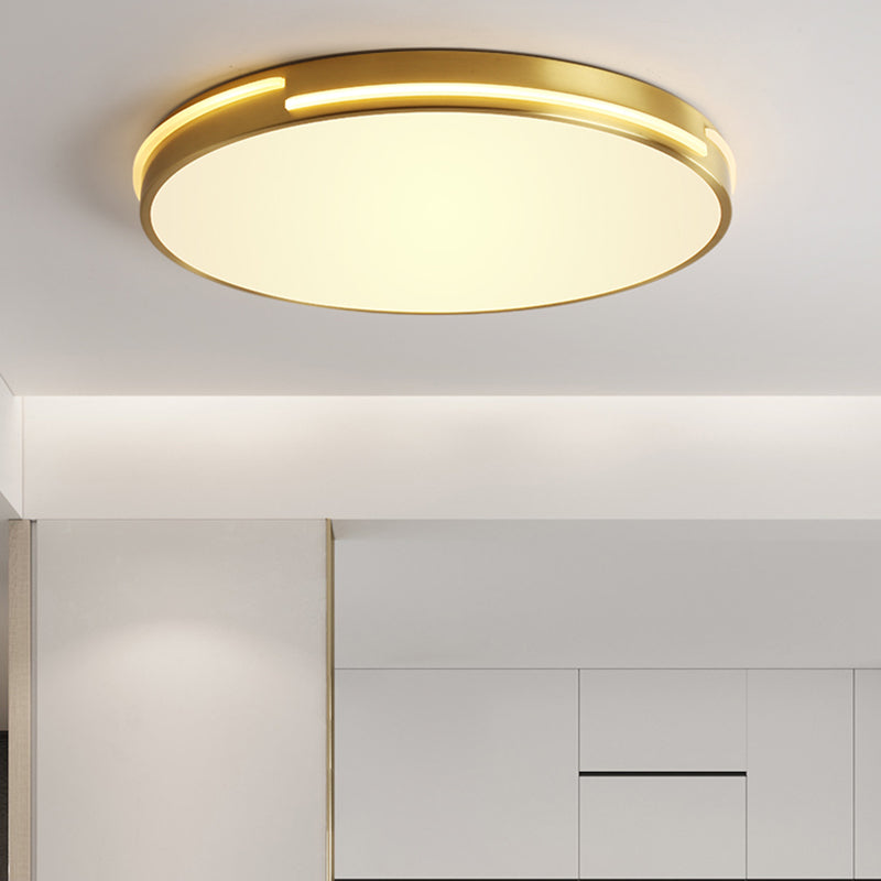 Metal Round Shade Flush Ceiling Light Modern Style 1 Light Flush Mount Fixture in Brass