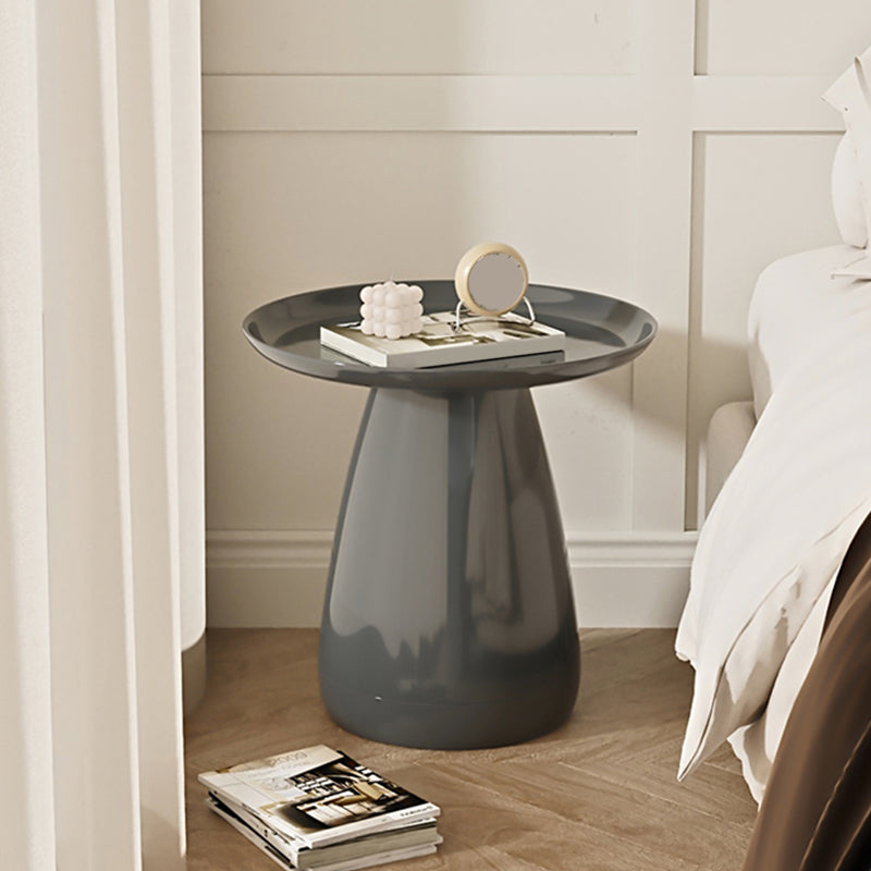 Modern Round Night Table Plastic Accent Table Nightstand for Bedroom