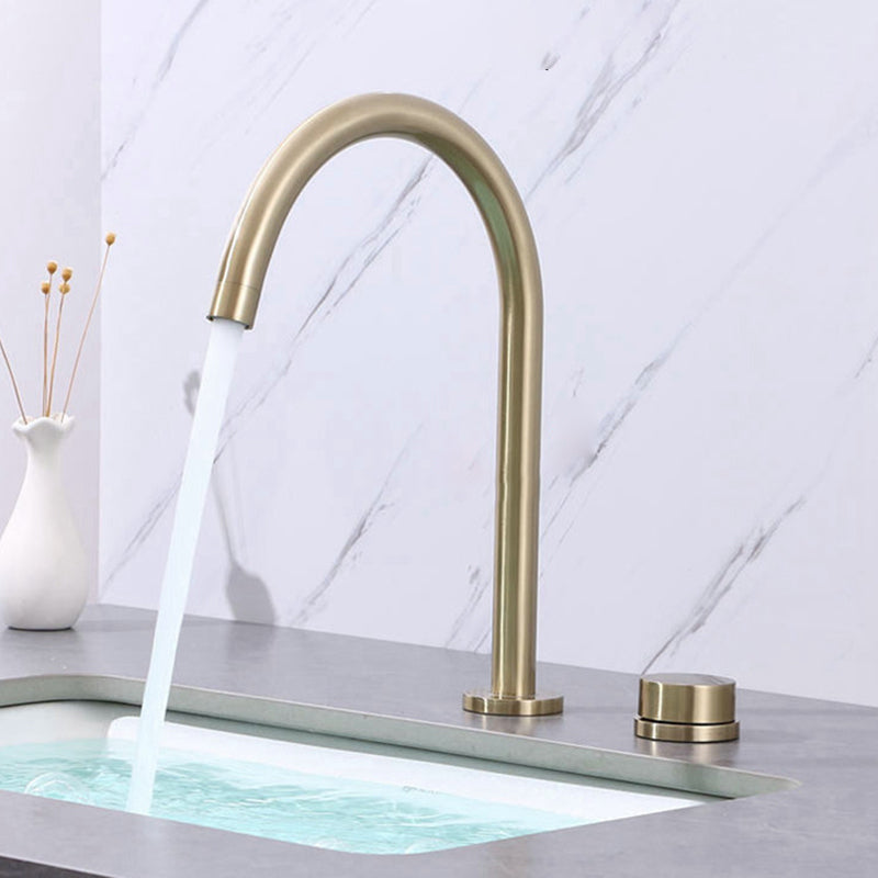 Circular 1-Handle Bathroom Faucet 2 Hole Wide Spread Bathroom Faucet