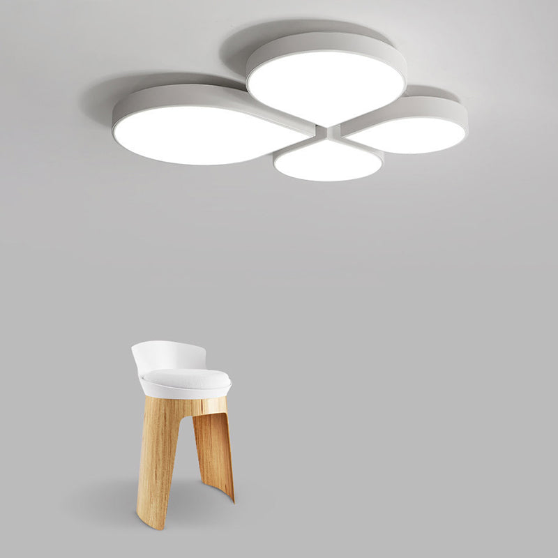 Modern Style Flower Shape Flush Mount Acrylic Ceiling Light in White for Living Room