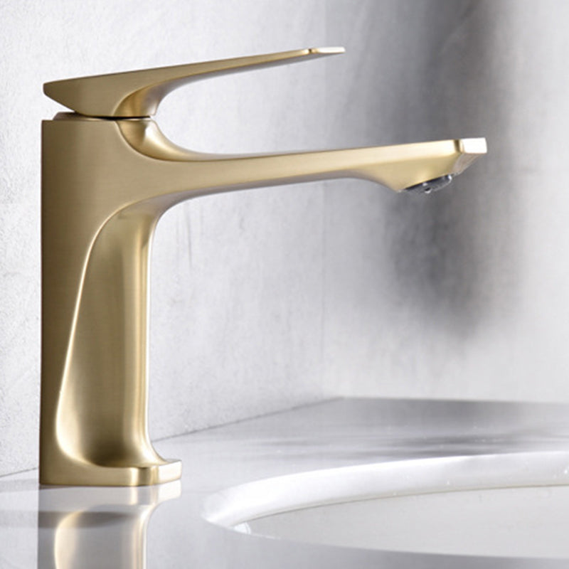 Modern Bathroom Faucet Brass Low Arc Lever Handles with Water Hose Sink Faucet