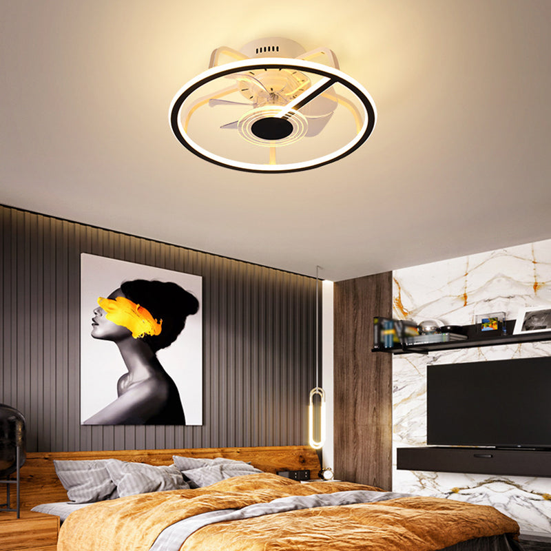 7-Blade Modernism Ceiling Fan Metallic Fan with Light for Living Room