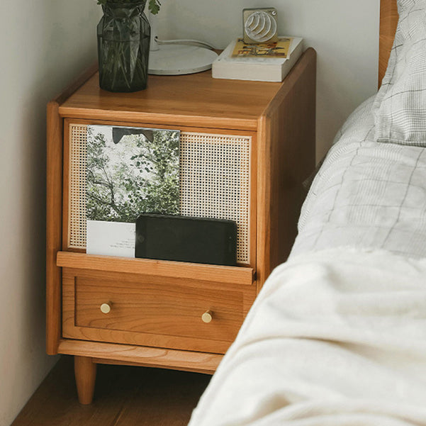 Solid Wood Bedside Cabinet Contemporary Night Table with Drawer