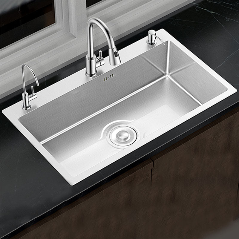 Classic Style Kitchen Sink Stainless Steel 3 Holes Kitchen Sink with Drain Strainer Kit