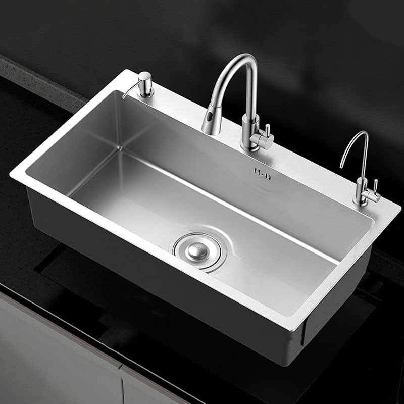 Classic Style Kitchen Sink Stainless Steel 3 Holes Kitchen Sink with Drain Strainer Kit