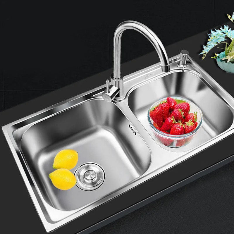 Classic Style Kitchen Sink Stainless Steel Kitchen Sink with Drain Strainer Kit