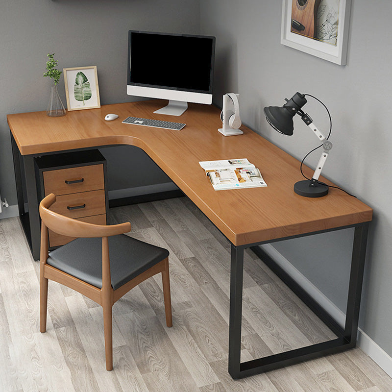 Industrial L-Shape Office Desk Metal Office Writing Desk with Metal Legs