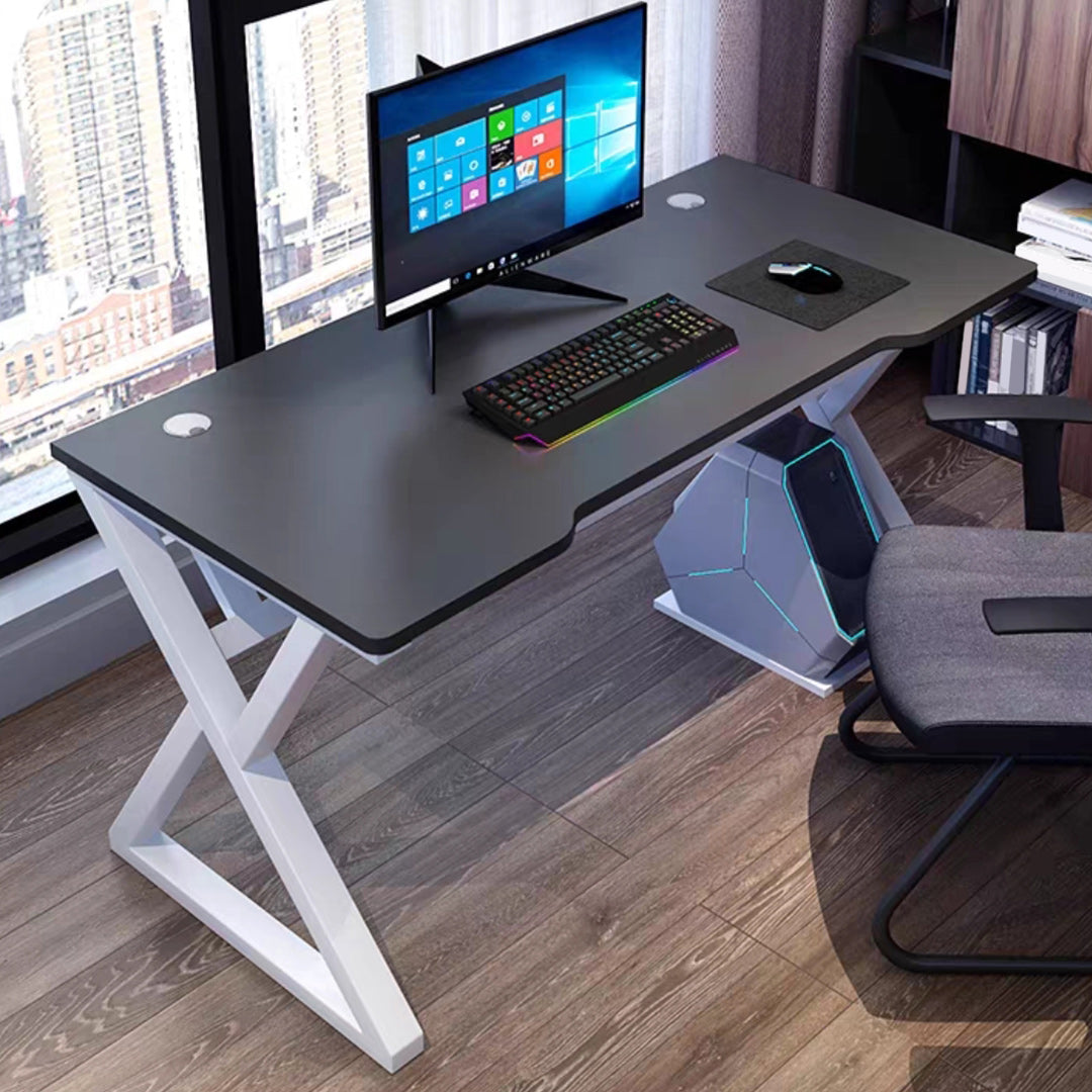 Industrial Gaming Desk Dormitory Writing Desk with Cable Management