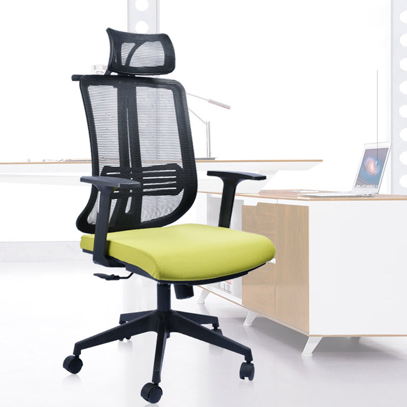 Contemporary Office Chair Conference Fixed Arms Chair with Wheels