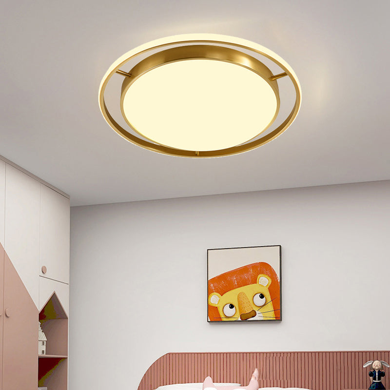 Round Flush Mount Modern Metal Flush Mount Ceiling Light in Gold