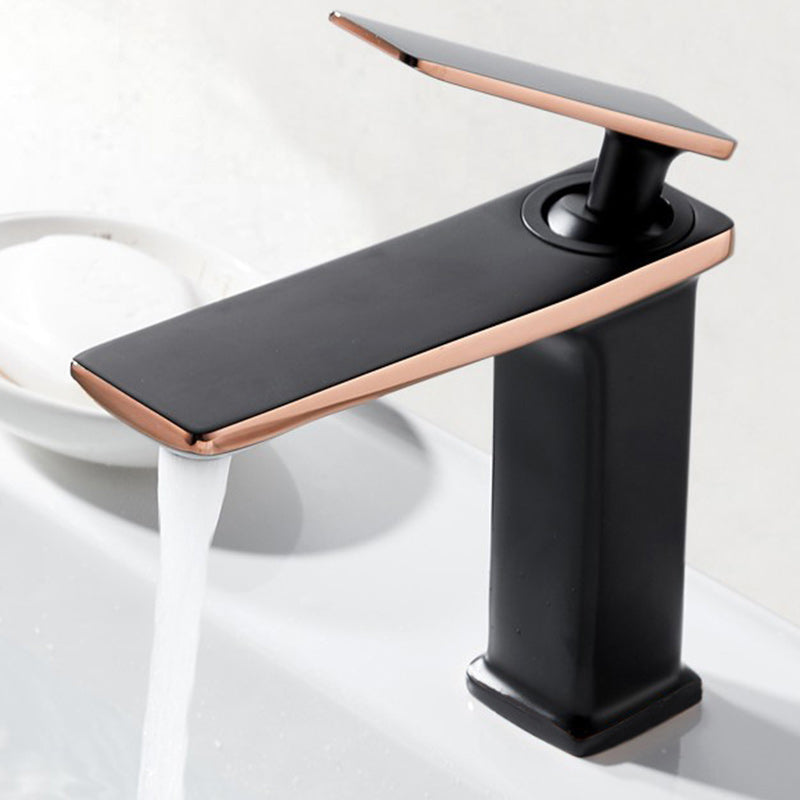 Single Hole Vanity Sink Faucet 6.69" H Modern Luxury Basin Faucet