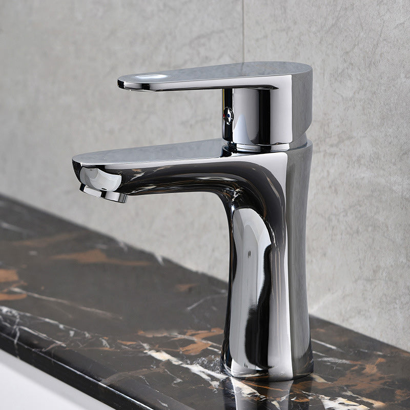 Basic Metal Sink Faucet Silver Bathroom Faucet with Lever Handle