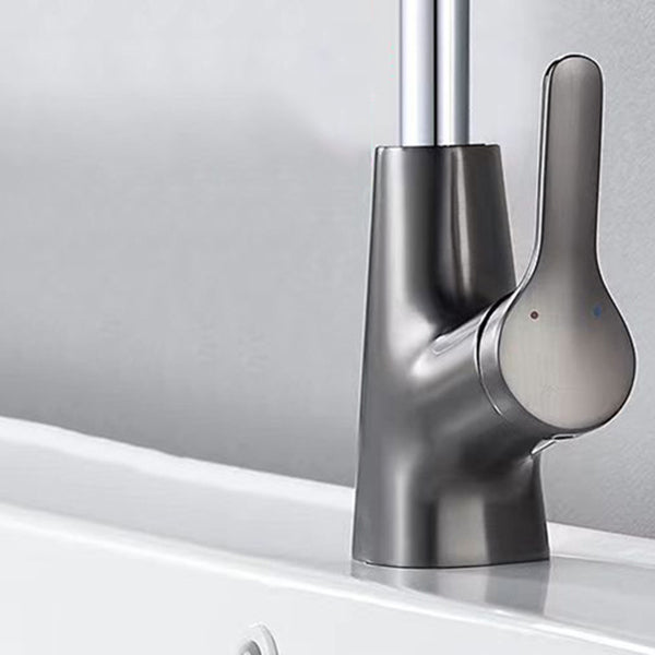 Modern Faucet 1-Handle and 1-Hole Copper with Pull out Sprayer Faucet