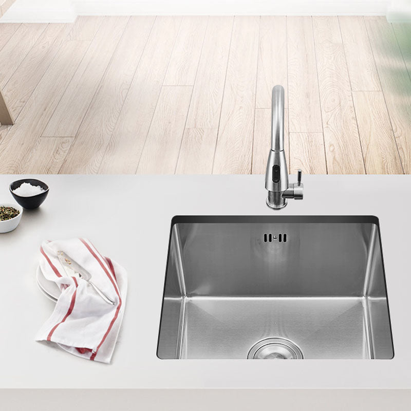 Contemporary Style Kitchen Sink Stainless Steel Kitchen Sink with Drain Assembly