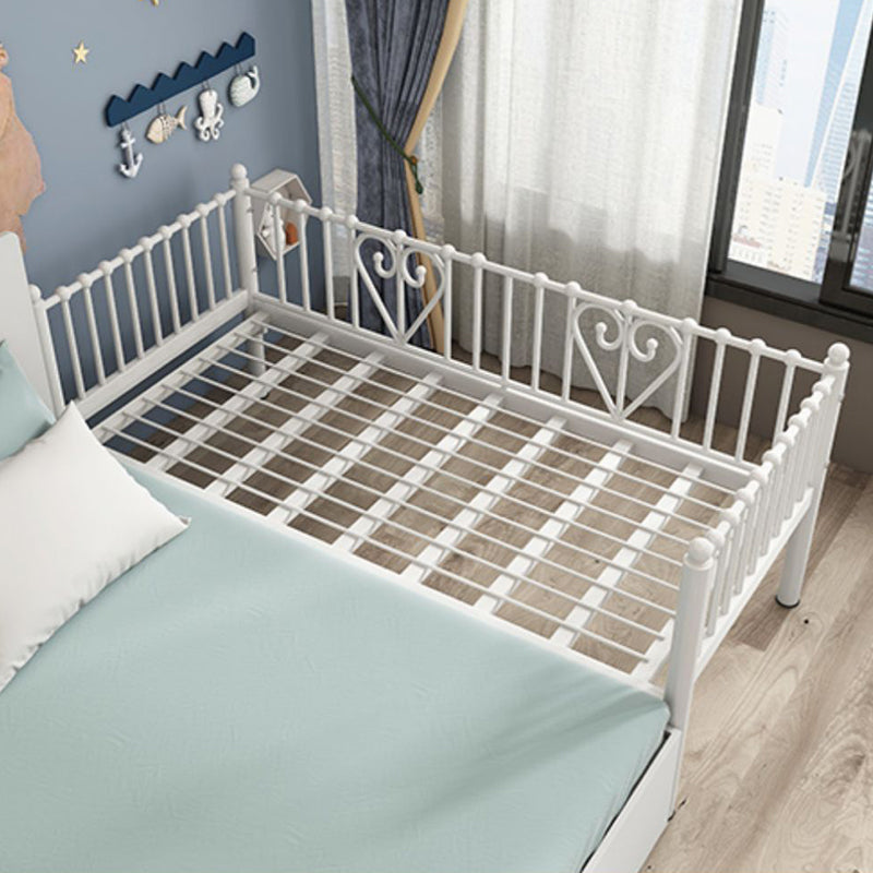 Modern Metal Platform Bed Open Frame white Standard Bed with Guardrail