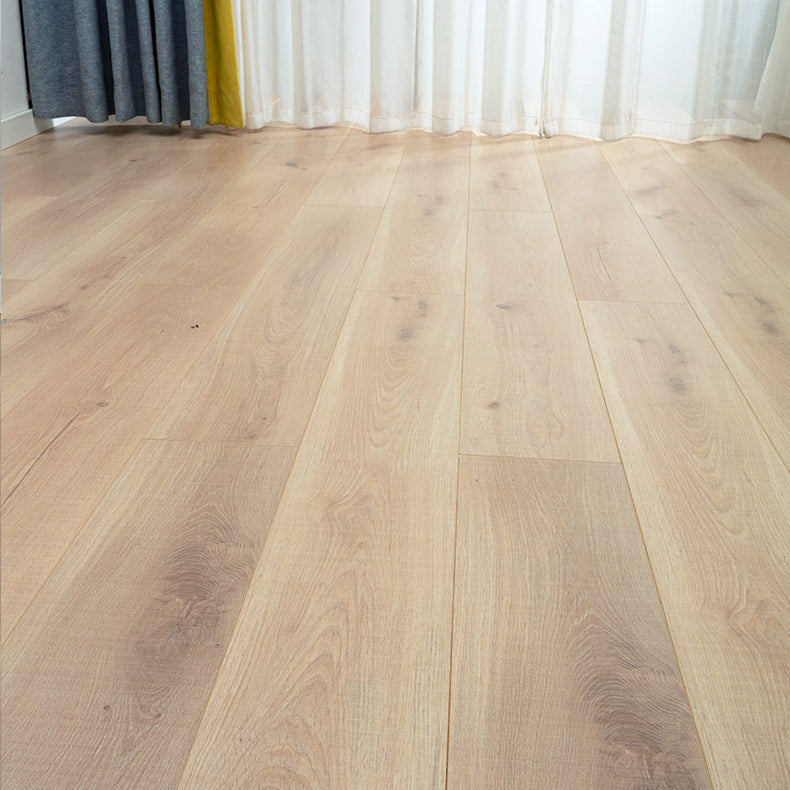 Modern E0 Solid Wood Laminate Flooring in Natural, Click-Lock, Waterproof