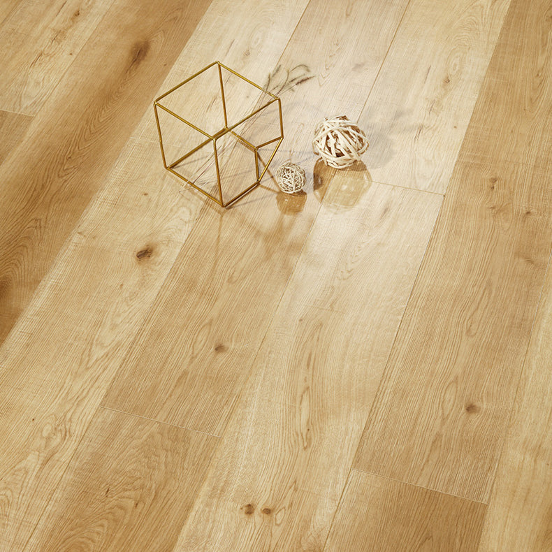 Modern E0 Solid Wood Laminate Flooring in Natural, Click-Lock, Waterproof