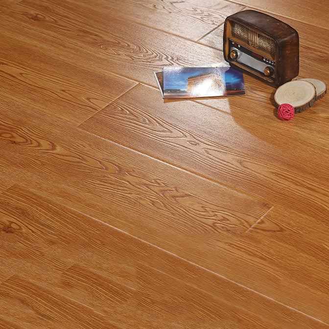 Classic 7" X 32" X 12mm Laminate Flooring, Click-Lock, Waterproof