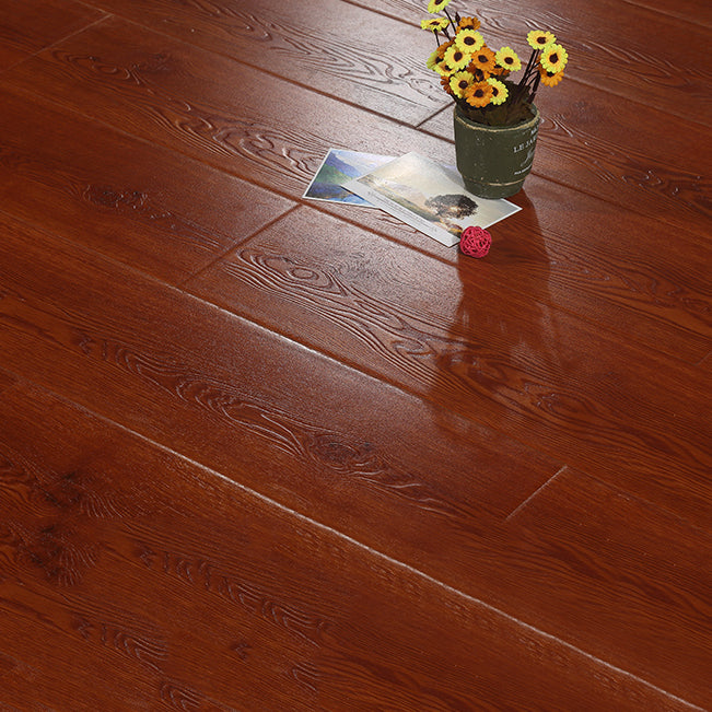 Classic 7" X 32" X 12mm Laminate Flooring, Click-Lock, Waterproof