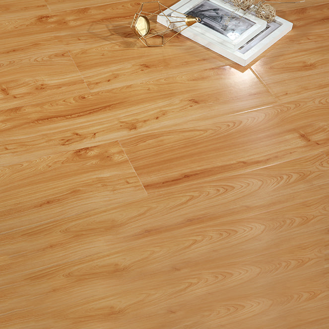 Classic 7" X 32" X 12mm Laminate Flooring, Click-Lock, Waterproof