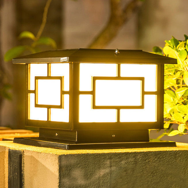 Contemporary Pillar Lamp Minimalist Solar Lamp with Acrylic Shade for Backyard