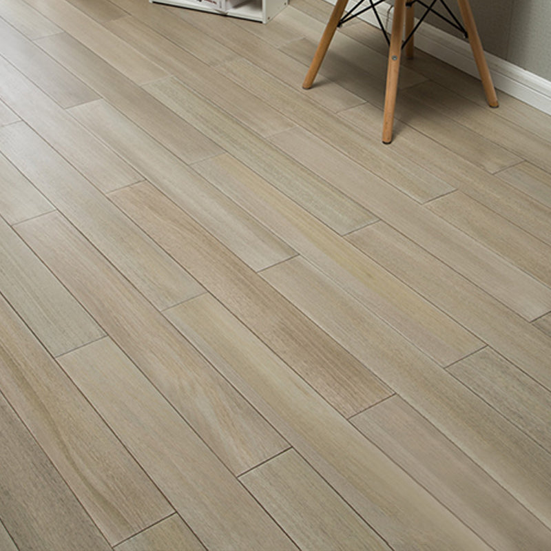 Modern Natural Solid Wood Laminate Flooring Click-Lock Waterproof