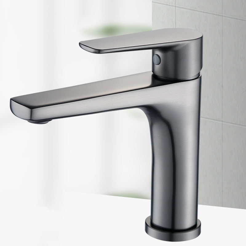 Contemporary Centerset Faucet Single Lever Handle Faucet for Bathroom