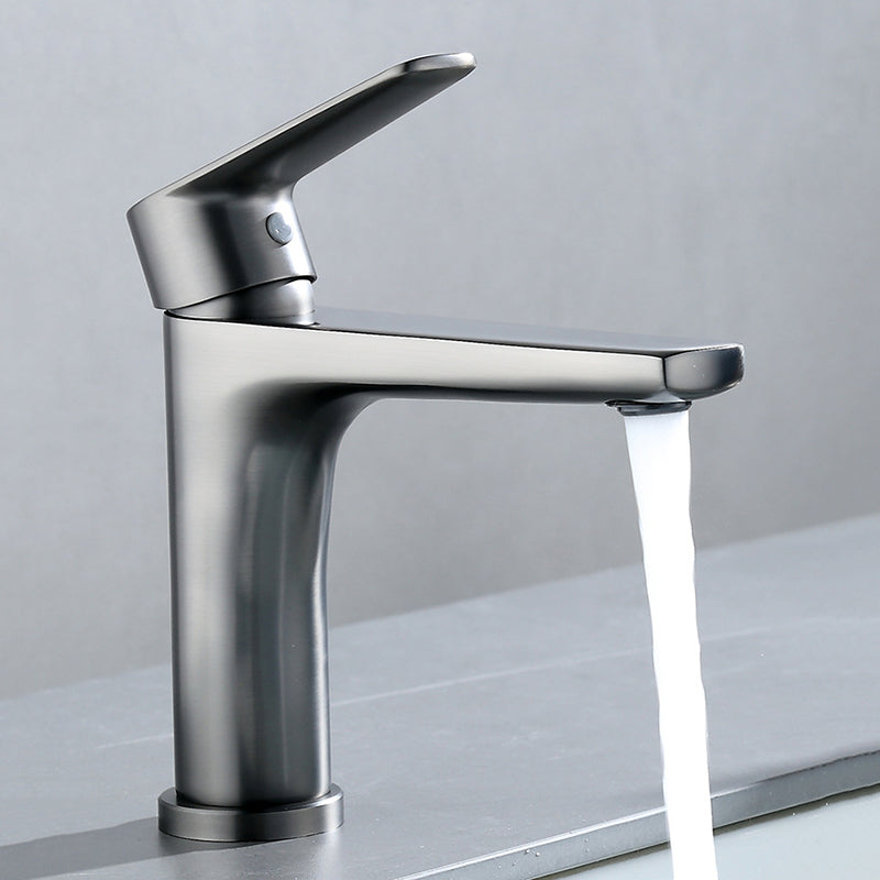 Contemporary Centerset Faucet Single Lever Handle Faucet for Bathroom