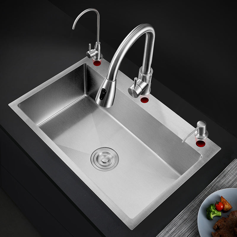 Classic Style Kitchen Sink Corrosion Resistant 3 Holes Kitchen Sink with Drain Assembly