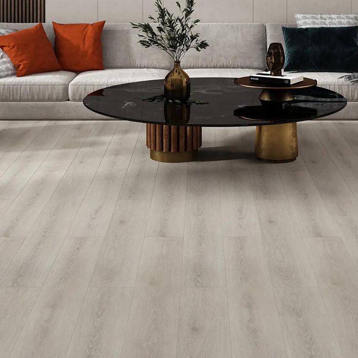 Light Wooden Laminate Plank Flooring Scratch Resistant Laminate Floor