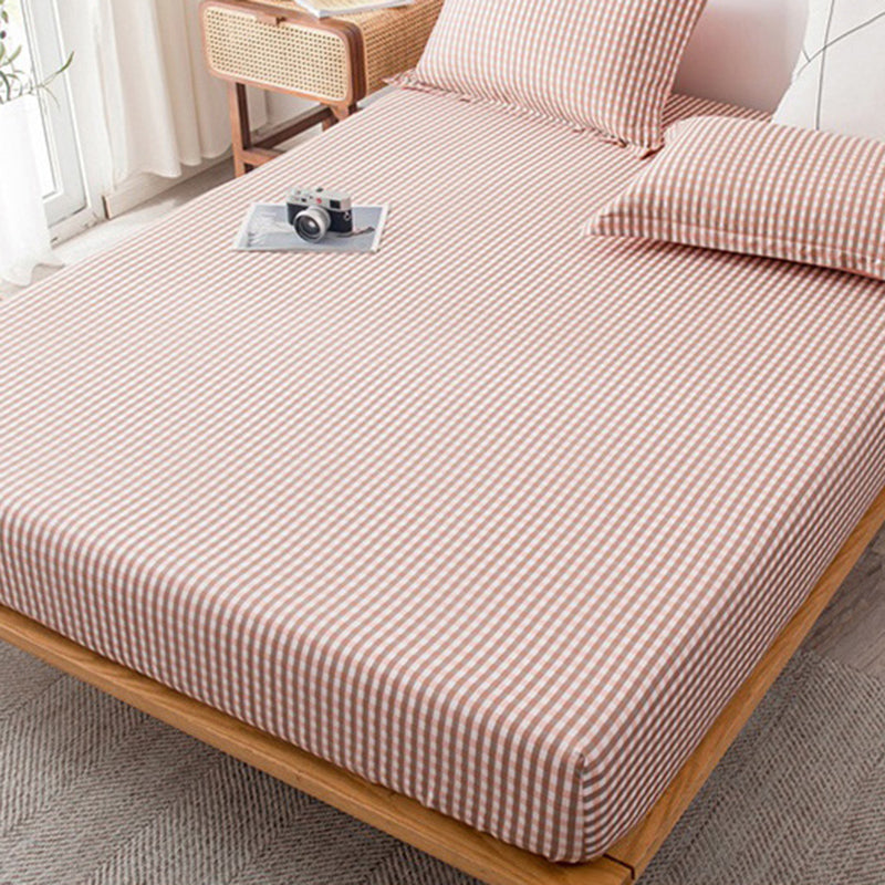 Cotton Bed Sheet 3-Piece Grid Fade Resistant Sheet Set in Pink