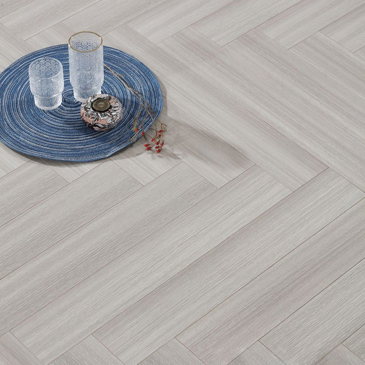 Contemporary Click Lock Laminate Plank Flooring Pine Laminate