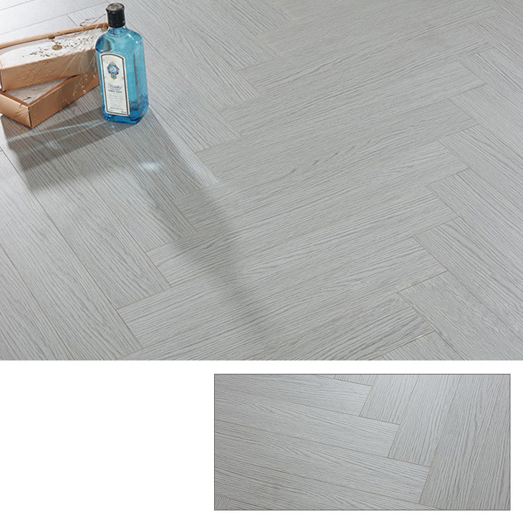 Contemporary Click Lock Laminate Plank Flooring Pine Laminate