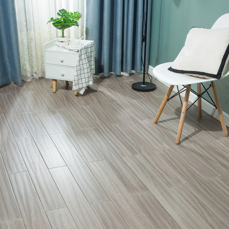 Modern Style Laminate Flooring Wooden Slip Resistant Laminate