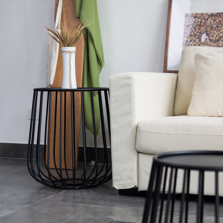 Tray Top Iron Coffee Table Round Metel Cocktail Table in Black