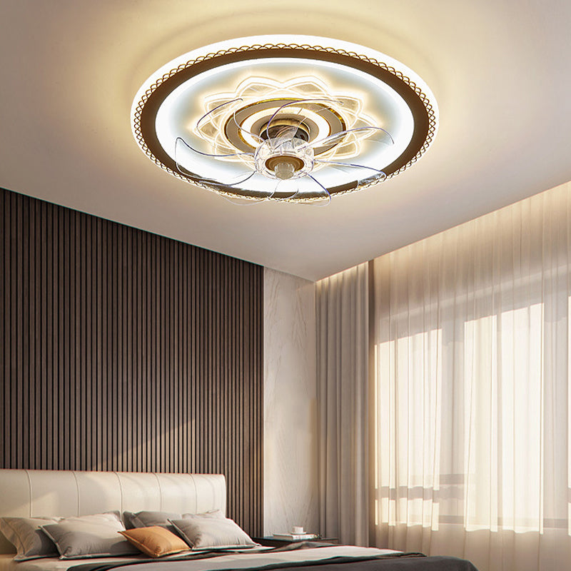 7-Blade Ceiling Fan Contemporary Metallic Fan with Light for Home