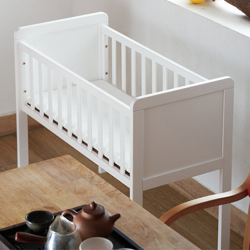 Scandinavian Solid Wood Toddler Bed with Guardrail Bed in White