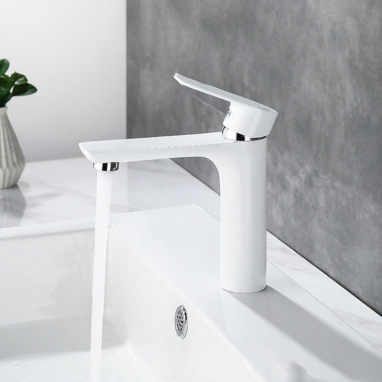 Contemporary Style Faucet Single Lever Handle Vessel Sink Faucet