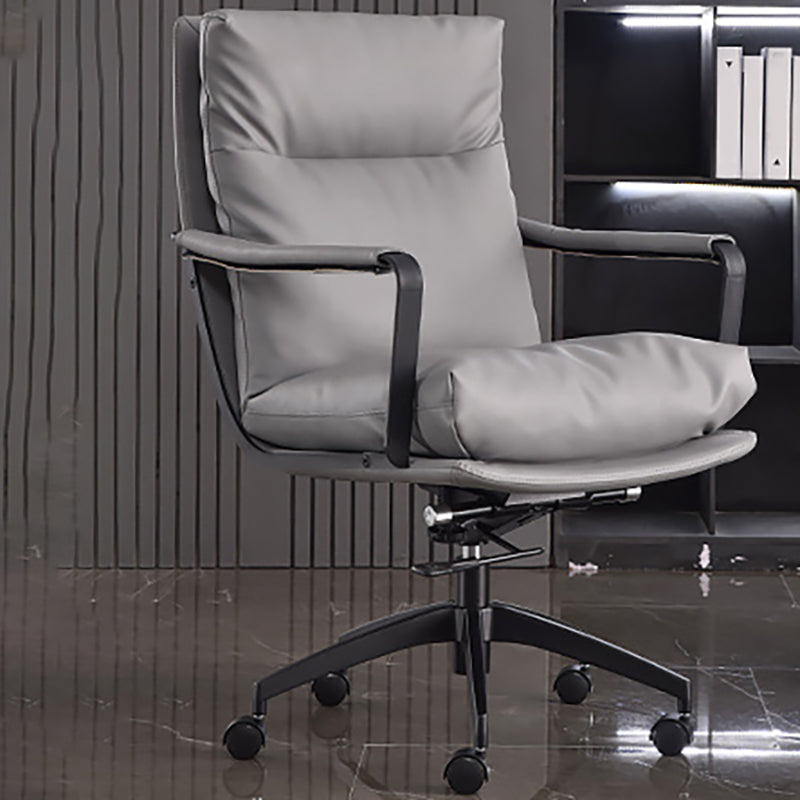 Modern Managers Chair Padded Arms Executive Chair with Wheels for Office