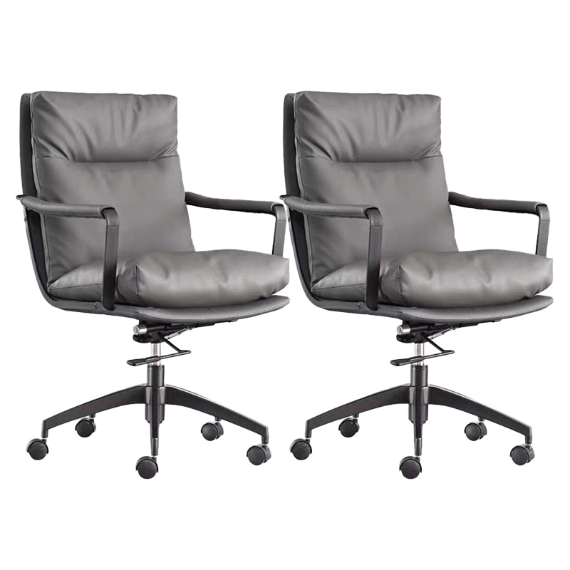 Modern Managers Chair Padded Arms Executive Chair with Wheels for Office