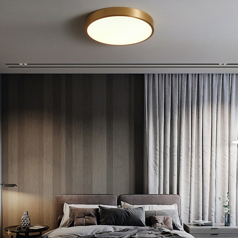 Single Golden Flush Mount Lighting Circle Metal Ceiling Light for Bedroom