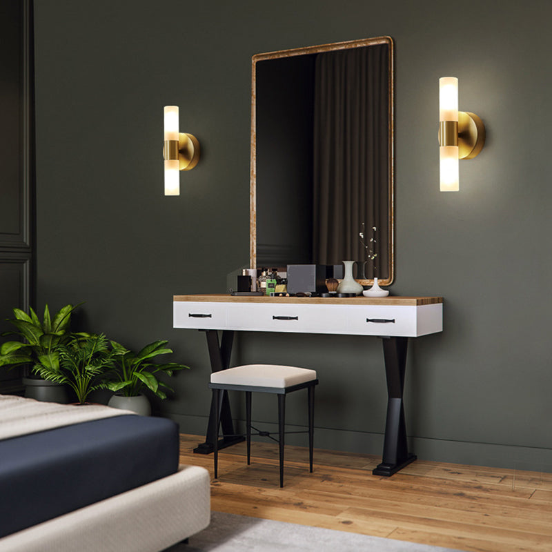 Unique Shape Wall Mounted Light Modern Sconce Light Fixture in Gold for Washroom