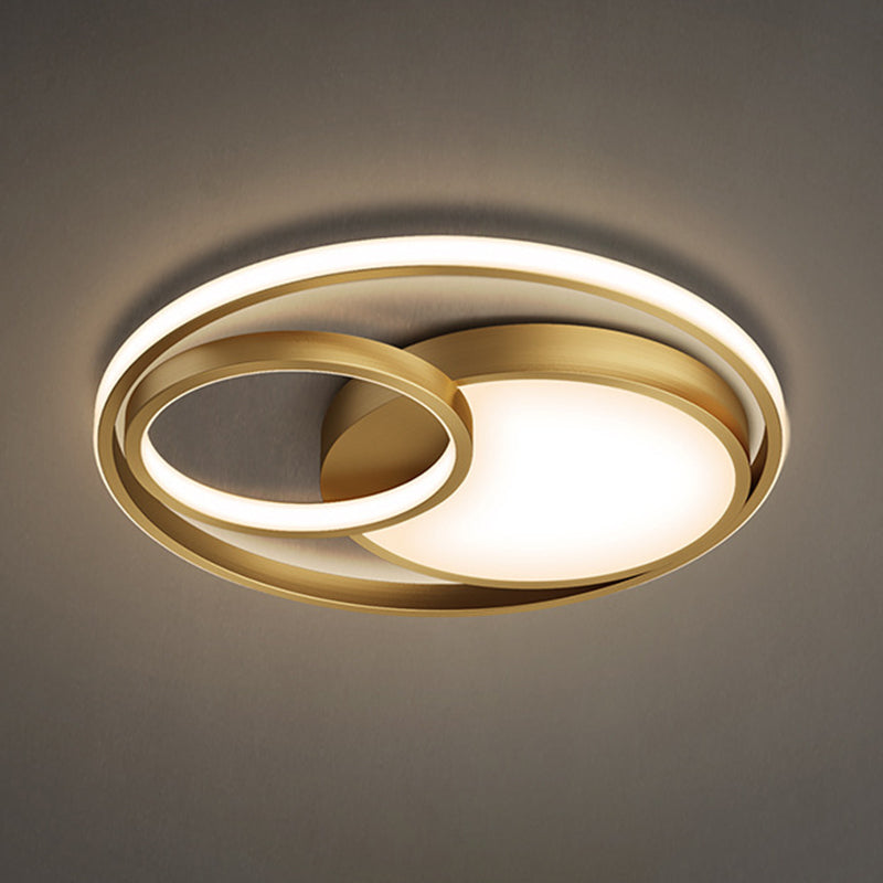 Metal Round Shape Flush Mount Light Modern-Style 3 Lights Flush Ceiling Light in Gold